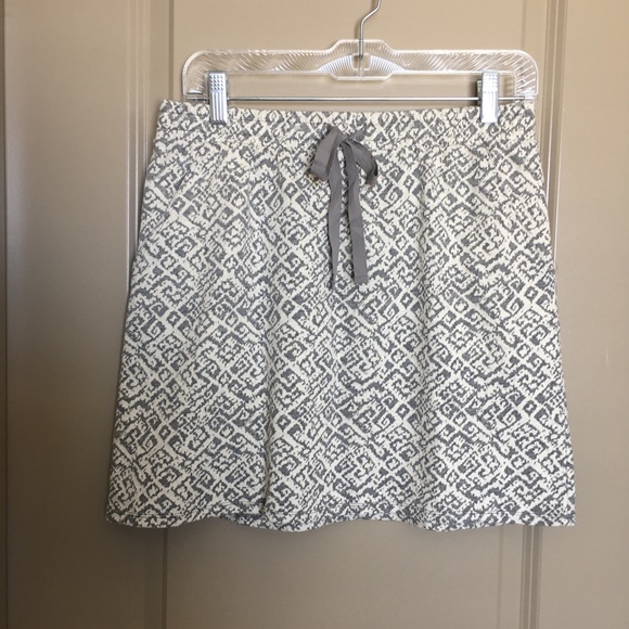 LOFT Dresses & Skirts - LOFT Mini Skirt with Pockets